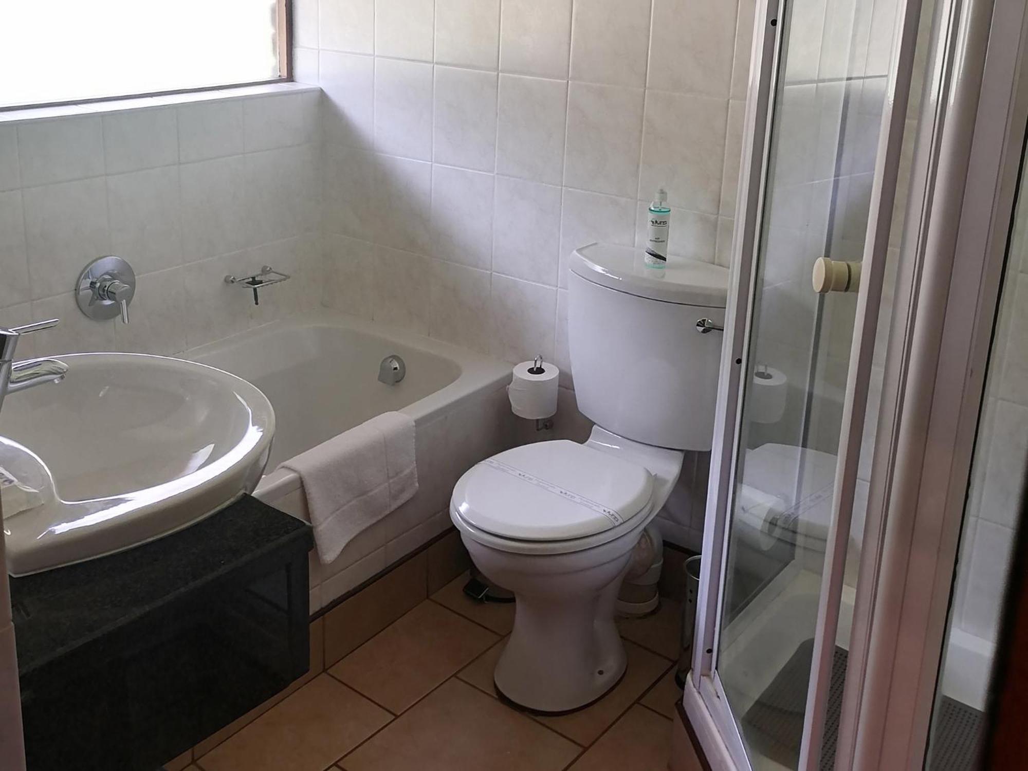 Crystal Springs Mountain Lodge Pilgrim's Rest Room photo